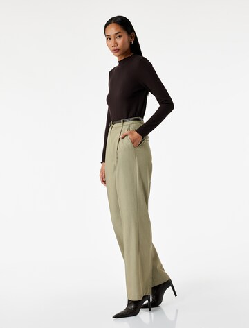 Koton Flared Pleated Pants in Green