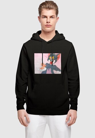 ABSOLUTE CULT Sweatshirt 'Tom And Jerry - Still One' in Zwart: voorkant