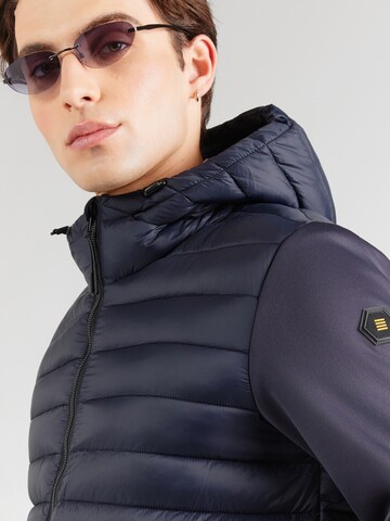 No Excess Between-season jacket in Blue