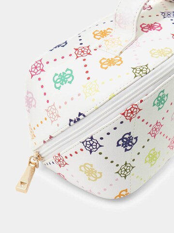 GUESS Kulturtasche 'Silia' in Mischfarben
