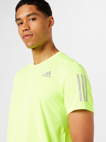 ADIDAS SPORTSWEAR - Camisa funcionais 'Own The Run' em verde