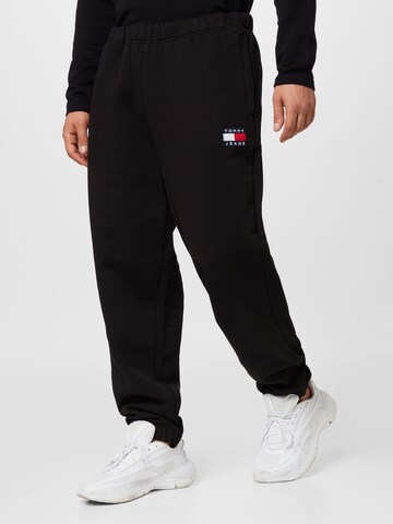 Tommy Jeans Tapered Pants in Black: front