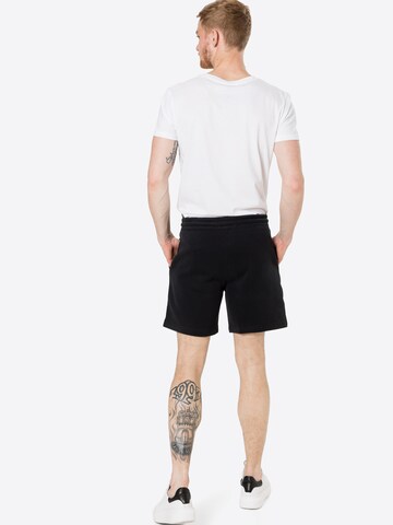 HOLLISTER Regular Shorts in Schwarz