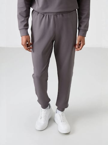 Survêtement Tommy Life en gris