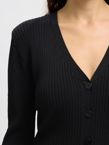 SELECTED Cardigan 'SLFCarly' i sort