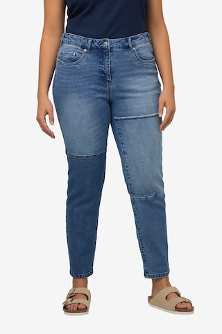 Ulla Popken Slimfit Jeans in Blauw: voorkant