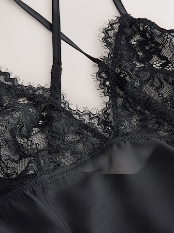 Next Koszula nocna w kolorze czarny