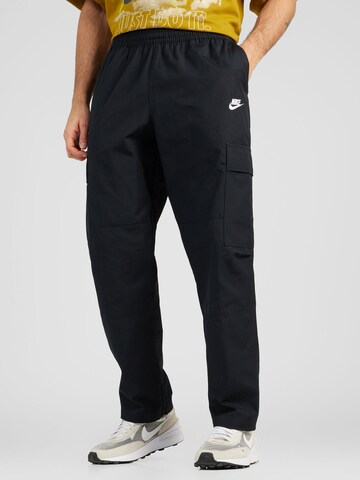 Nike Sportswear Regular Cargo Pants in Black: front