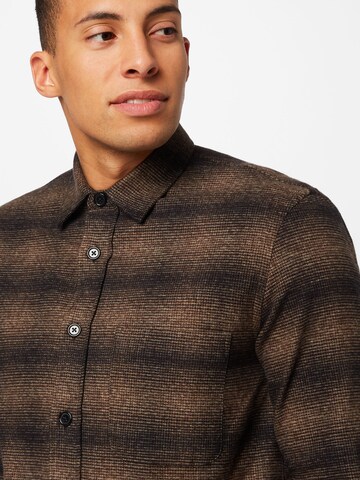 MADS NORGAARD COPENHAGEN Comfort fit Overhemd 'Moulin' in Bruin