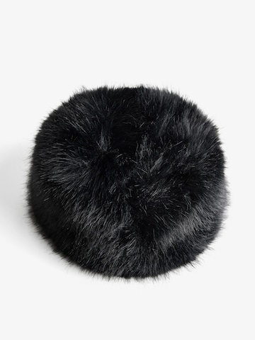 Bershka Beanie in Black