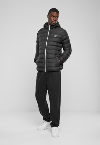 Veste d’hiver 'BASIC BUBBLE' Urban Classics en noir