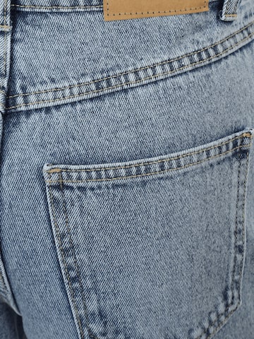 Bootcut Jeans 'KITHY' di Vero Moda Petite in blu