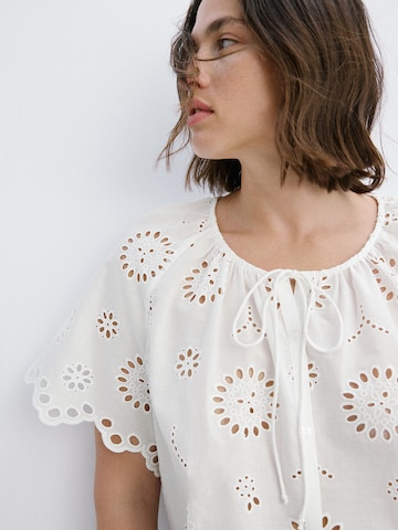 MANGO Blouse in White