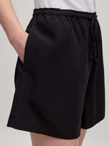 EDITED Loose fit Pants 'Arven' in Black