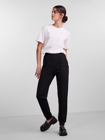 PIECES Tapered Pants 'Klara' in Black