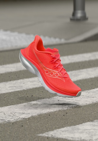 Scarpa da corsa 'KINVARA 16' di saucony in rosso