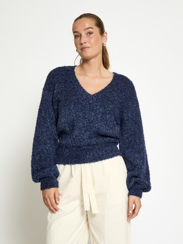 Pullover 'Jennie' di minus in blu: frontale