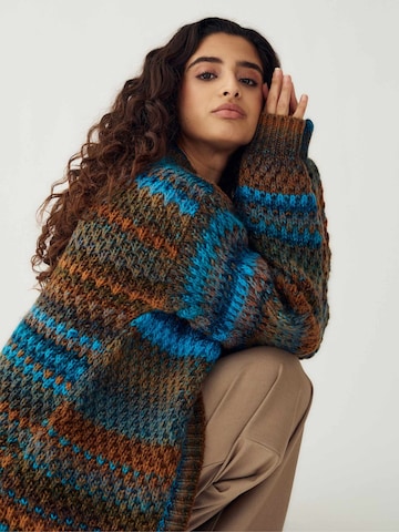 Cardigan ' Gio ' Noella en bleu