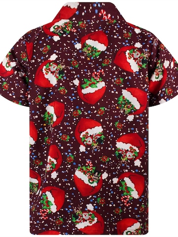 Regular fit Camicia 'Christmas Flying Hats' di King Kameha in rosso
