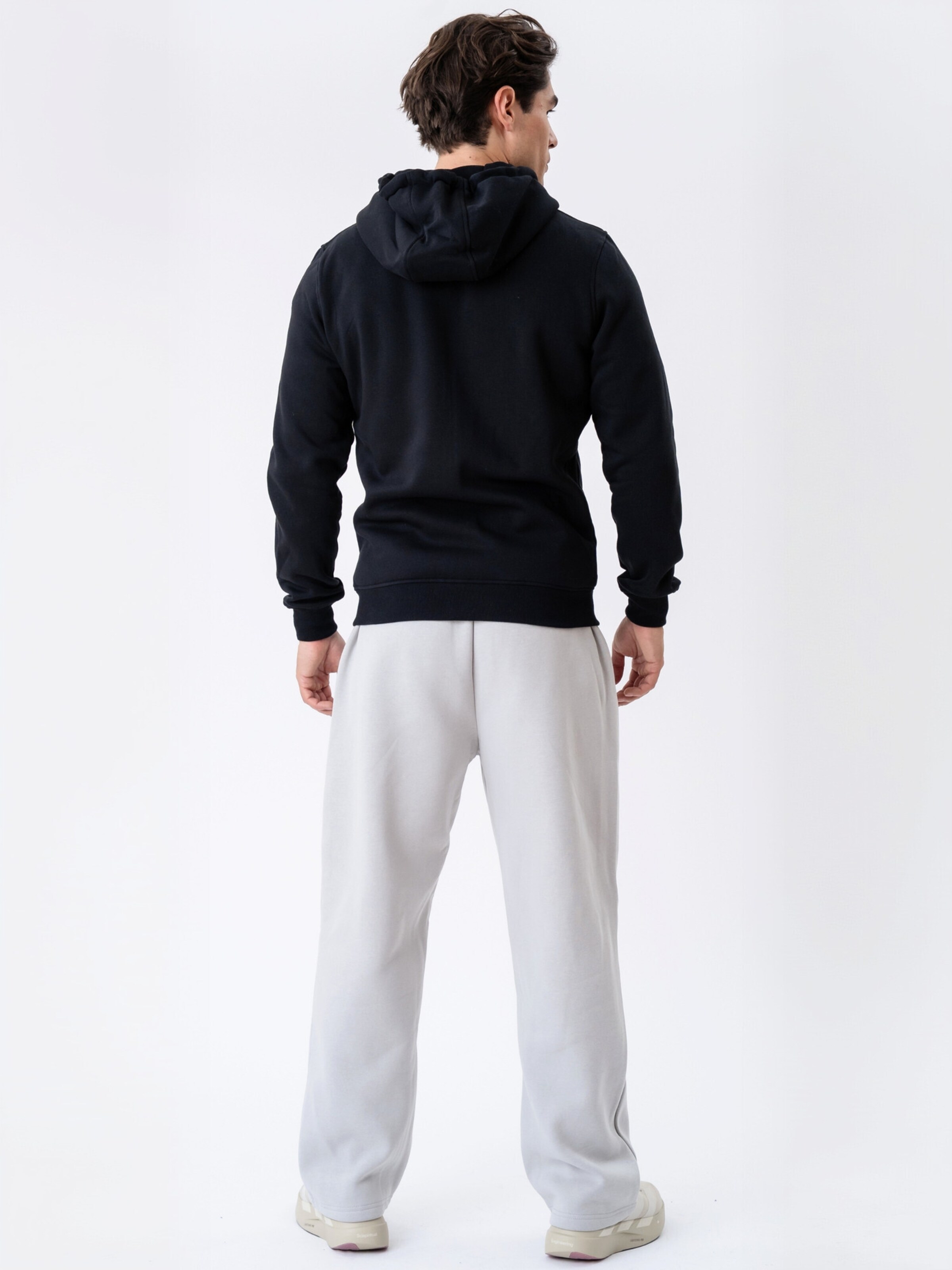 Pull-over ' Apres ' Toujours Actif en noir