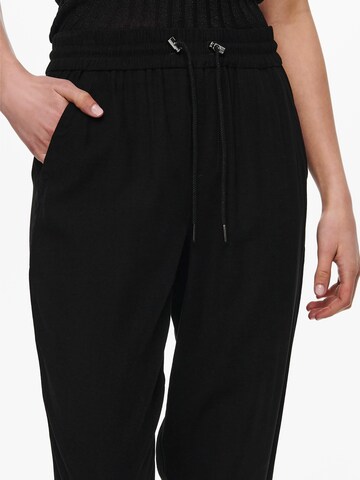 Effilé Pantalon 'Kelda-Emery' ONLY en noir