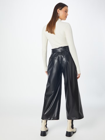 HUGO Red Wide leg Pleat-front trousers 'Hekelli' in Black