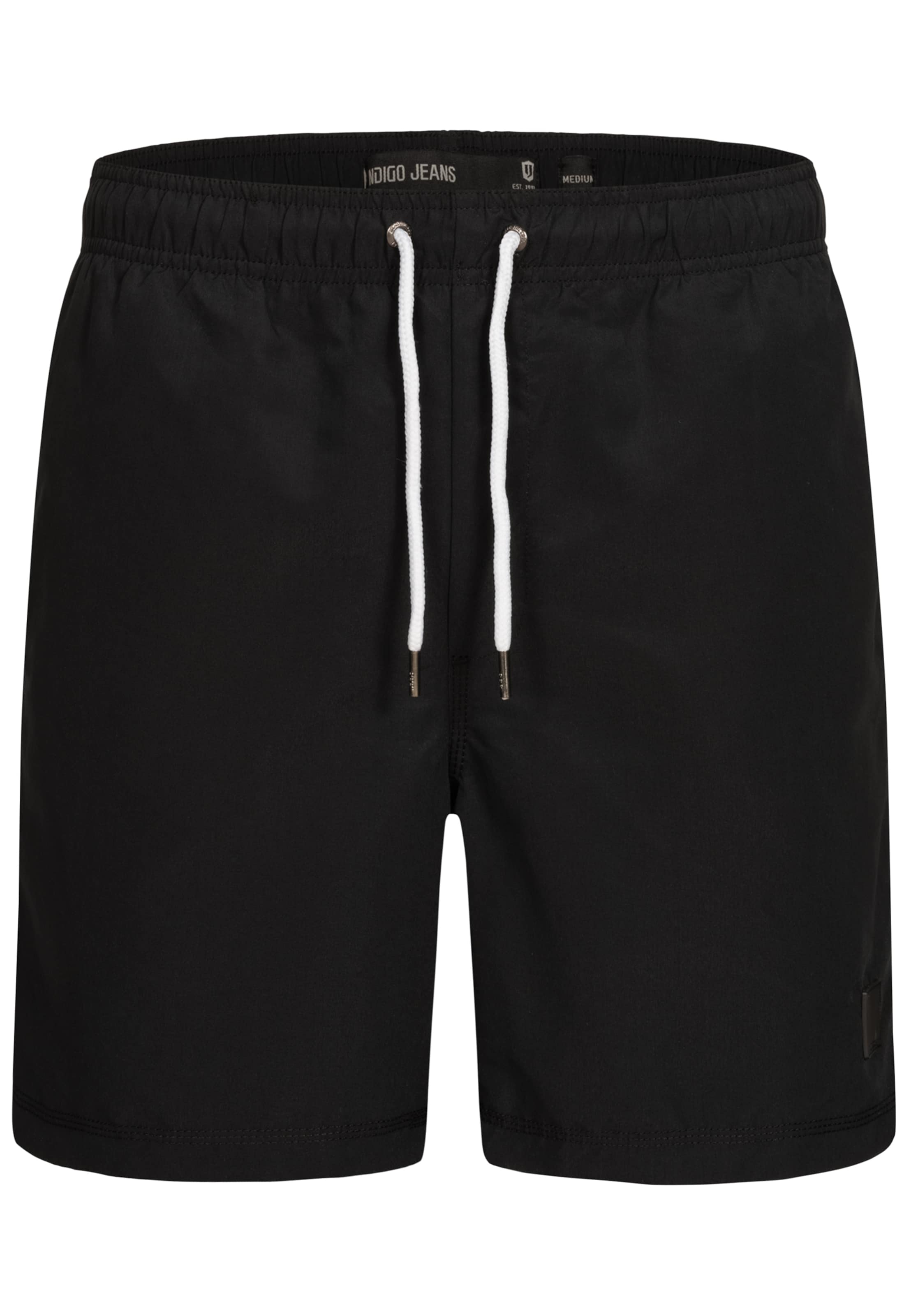 INDICODE JEANS Swimming shorts in Black: front