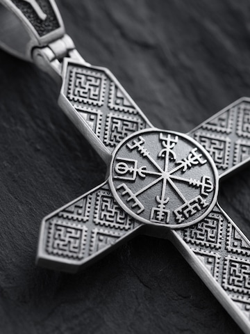 REYTEL Anhänger 'VEGVISIR. WYSZYWANKA SWAROGA' in Silber