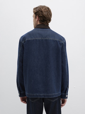 Mavi Regular fit Button Up Shirt in Blue