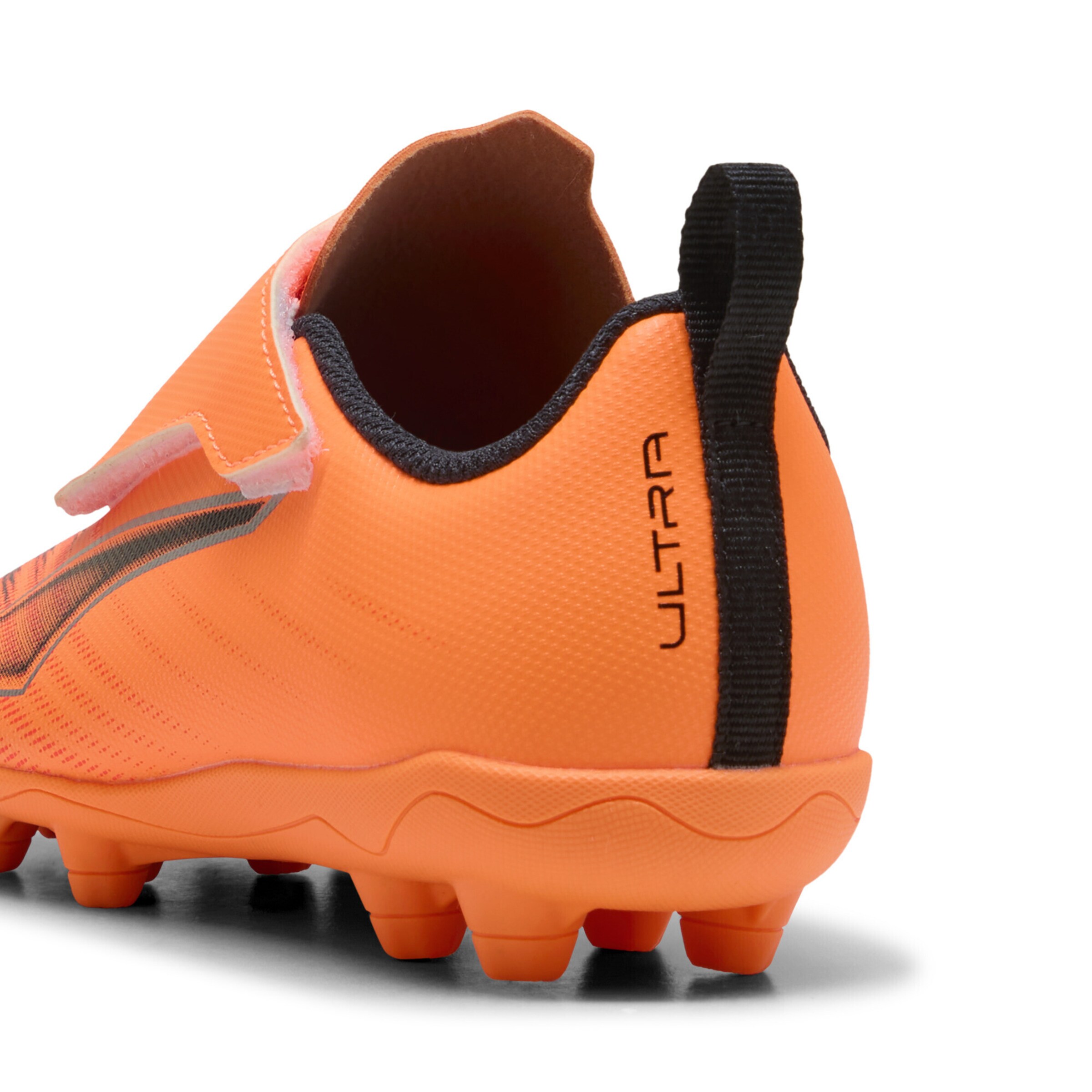 PUMA Sports shoe 'Ultra 6 Play' in Orange