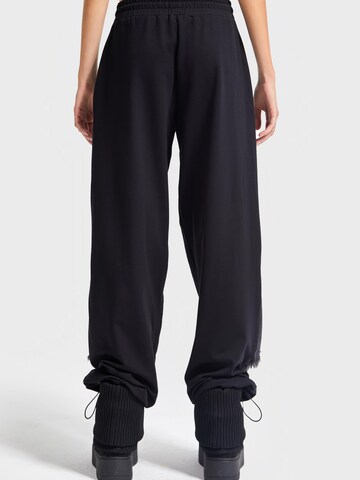 IT'S BASIC Loose fit Jeans 'Skater' in Black