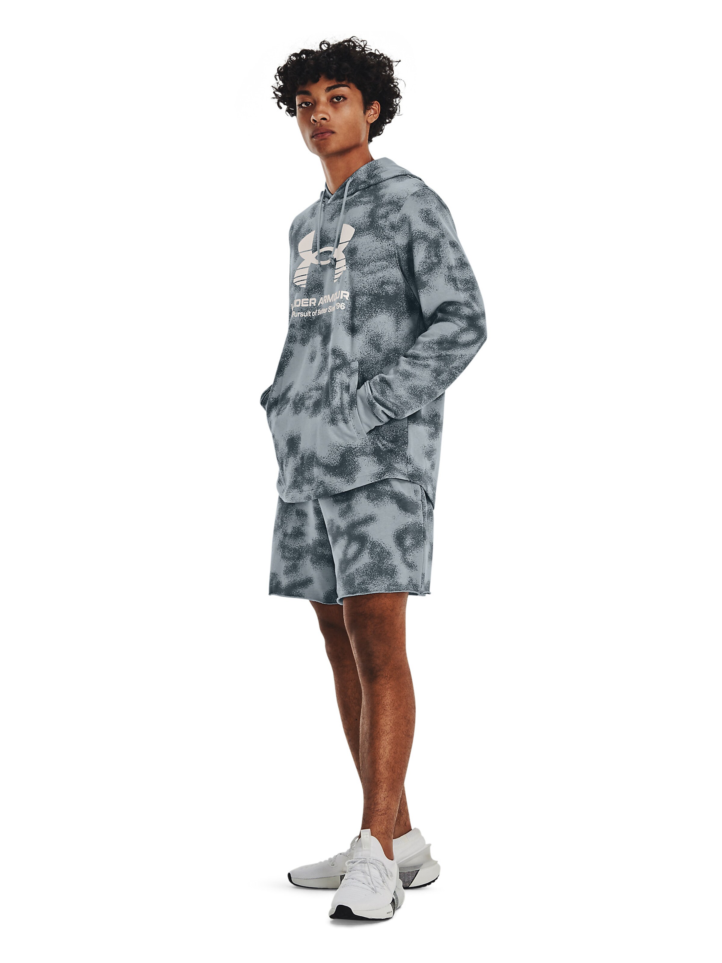 UNDER ARMOUR Sportsweatshirt 'Rival' in Blau