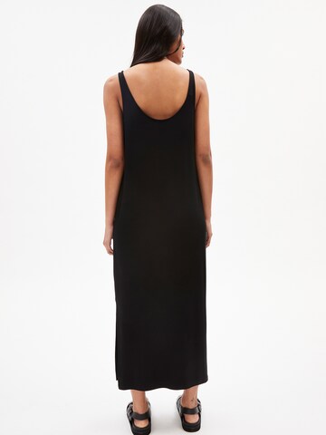 Robe d’été 'Clara' ARMEDANGELS en noir