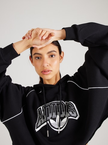 ADIDAS ORIGINALS Sweatshirt in Schwarz