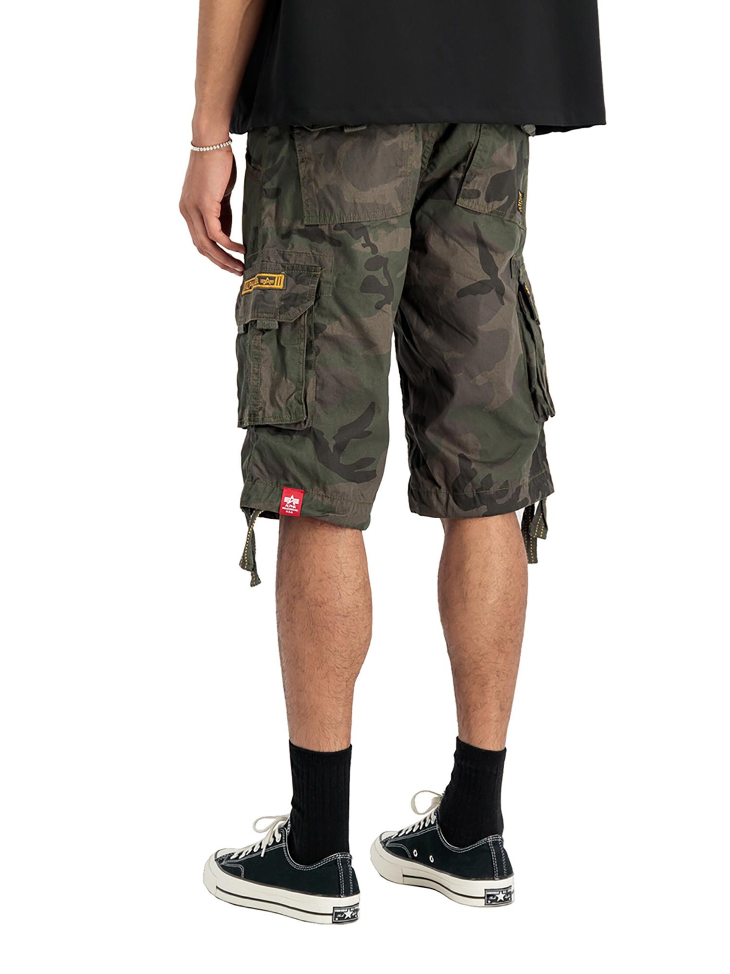 žalia ALPHA INDUSTRIES Standartinis Laisvo stiliaus kelnės 'Jet'