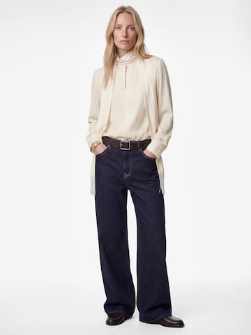 Koton Blouse in Beige: voorkant