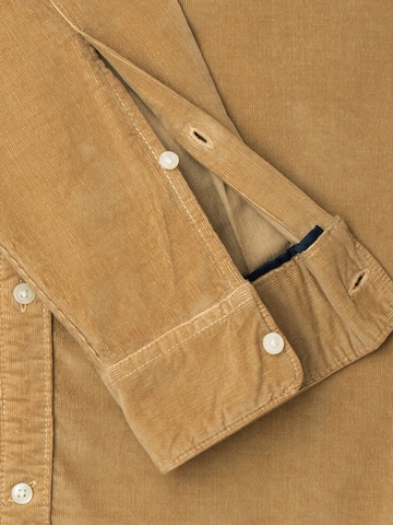 Coupe regular Chemise 'Coleford Mixing' Pepe en beige