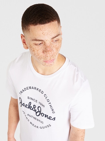 T-Shirt 'FOREST' JACK & JONES en blanc
