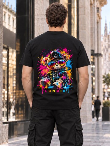 LUNØIR Studio Póló 'Tropical Riot – Sunset Teddy' - fekete