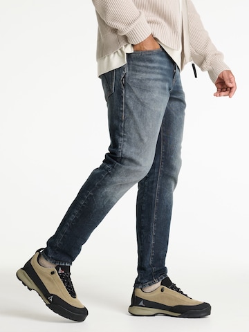 Regular Jean 'Helyx Peak' CHASIN' en bleu