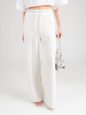 GUESS - Pierna ancha Pantalón 'JOLE' en blanco: frente