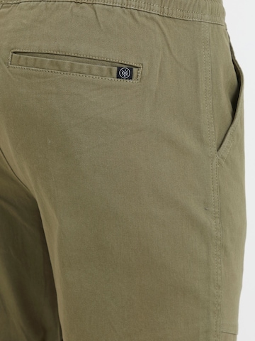 !Solid Regular Chino 'HENK' in Groen