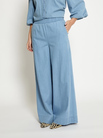 Peppercorn Regular Housut 'Nuisa' värissä sininen