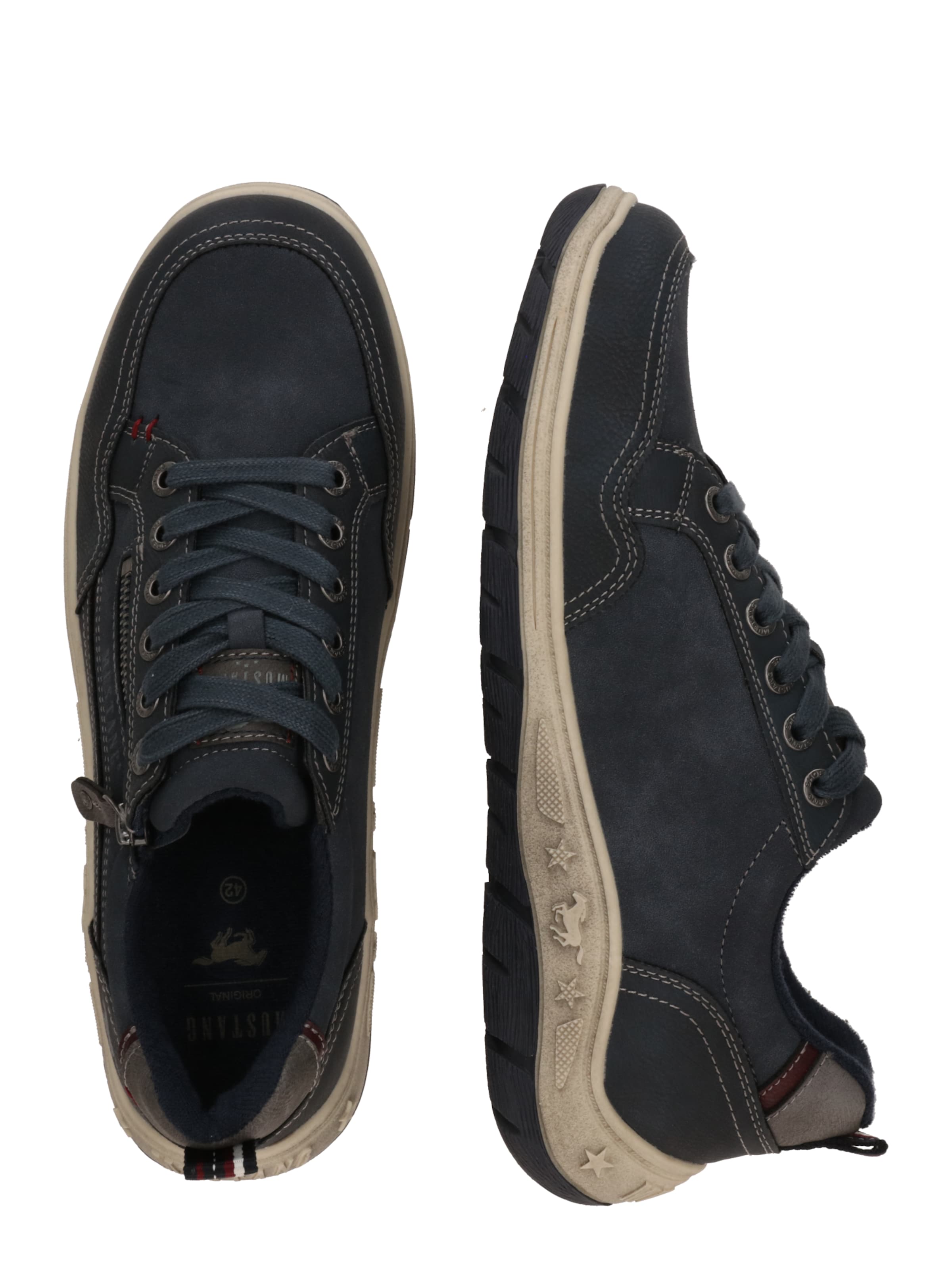 MUSTANG Trainers in Blue