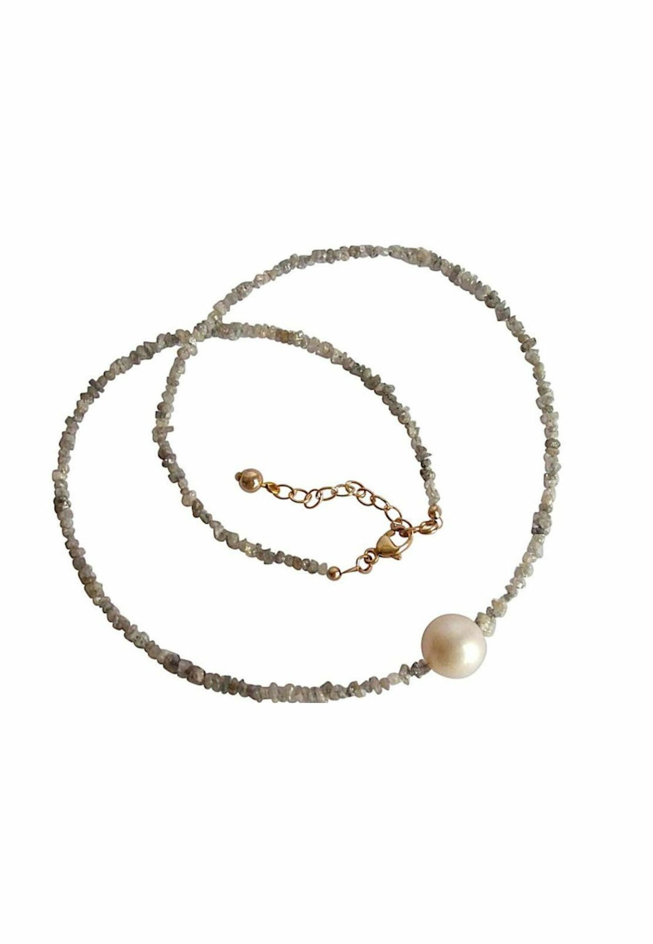 Gemshine Necklace in White