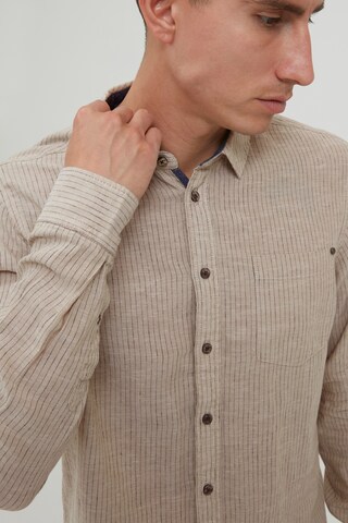 Coupe regular Chemise BLEND en gris