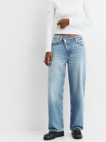 Regular Jean Pull&Bear en bleu : devant