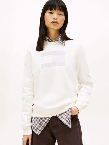Tommy Jeans Sweatshirt in White: front