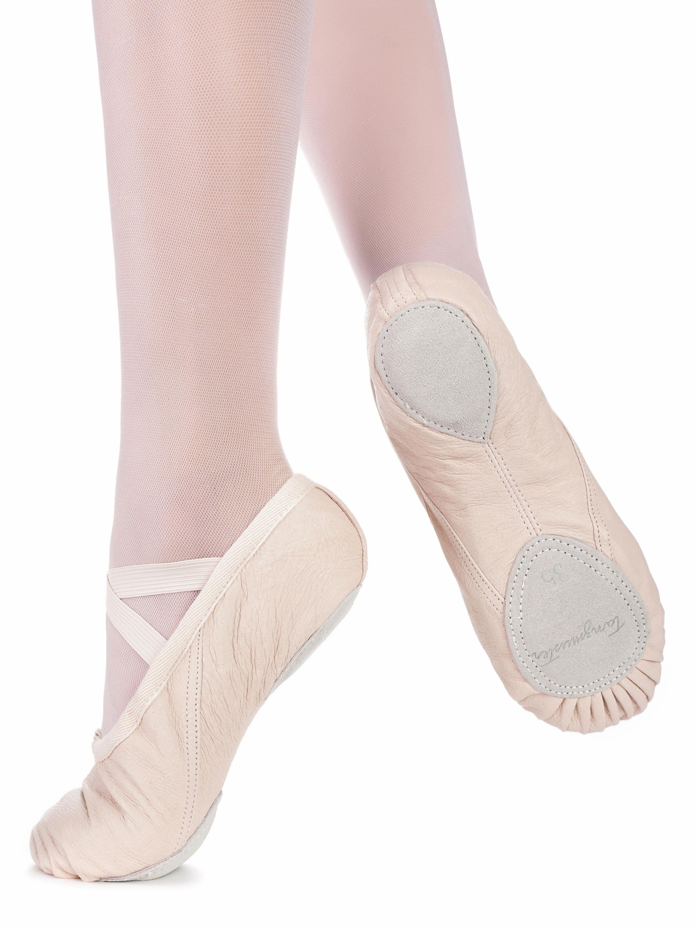 Tanzmuster Athletic Shoes 'Toni' in Beige
