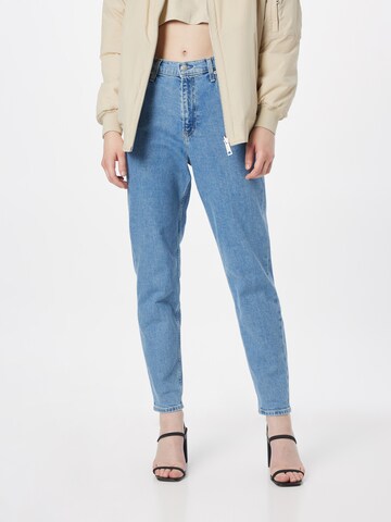 Calvin Klein Jeans Tapered Farkut värissä sininen: edessä